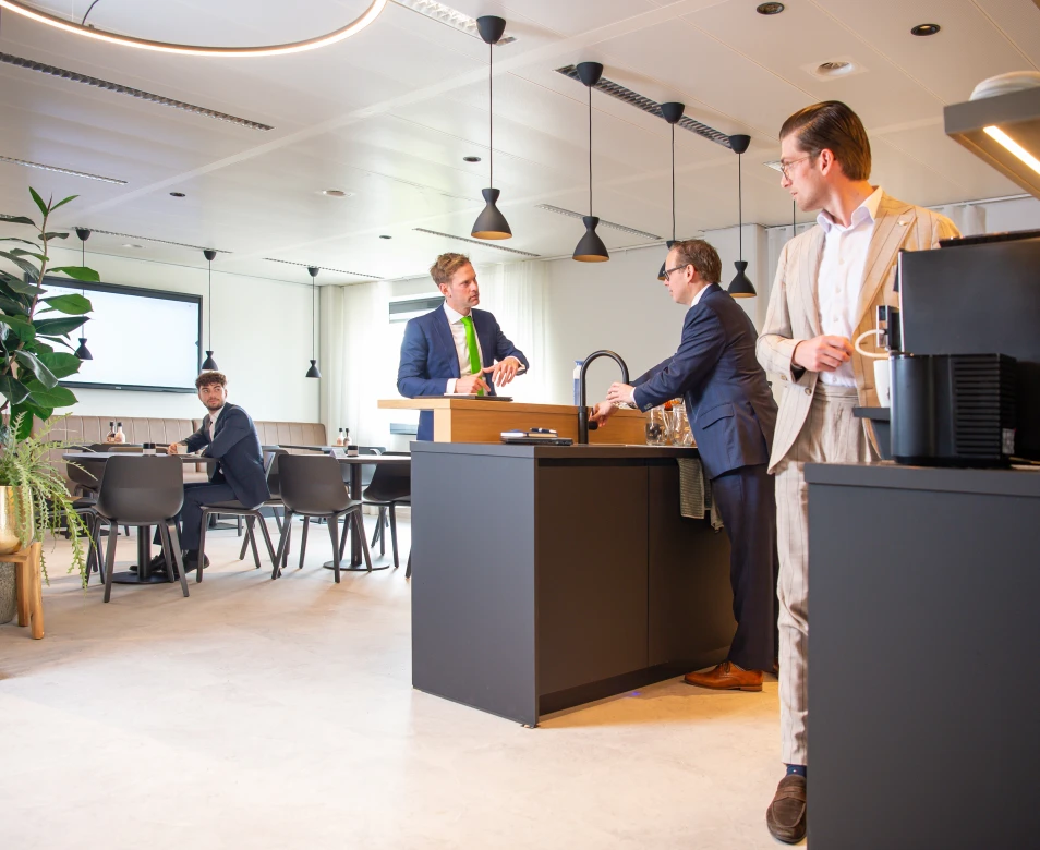 Senior assistent accountant audit